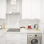 Art In El Limonar De La Ribera Parking Кордова