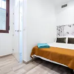 Art In El Limonar De La Ribera Parking Кордова