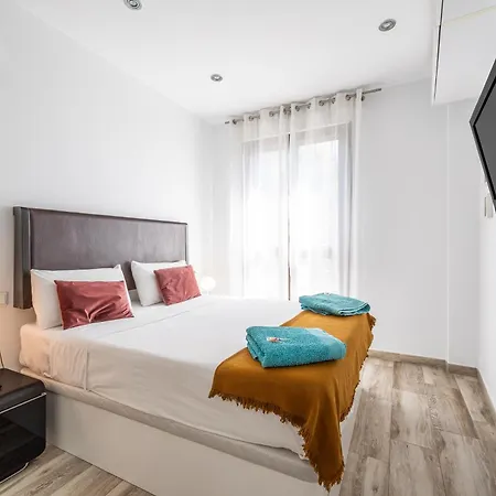 El Limonar De La Ribera Parking Art