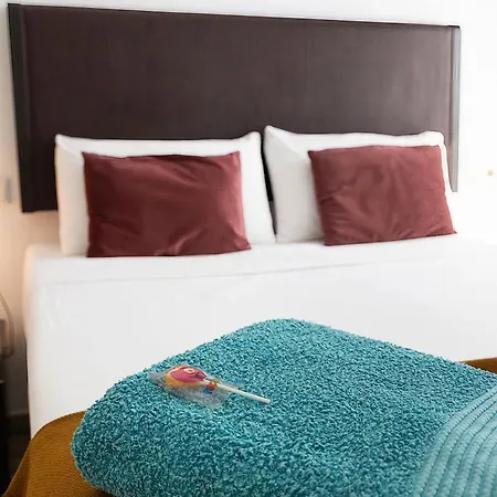 El Limonar De La Ribera Parking Art *